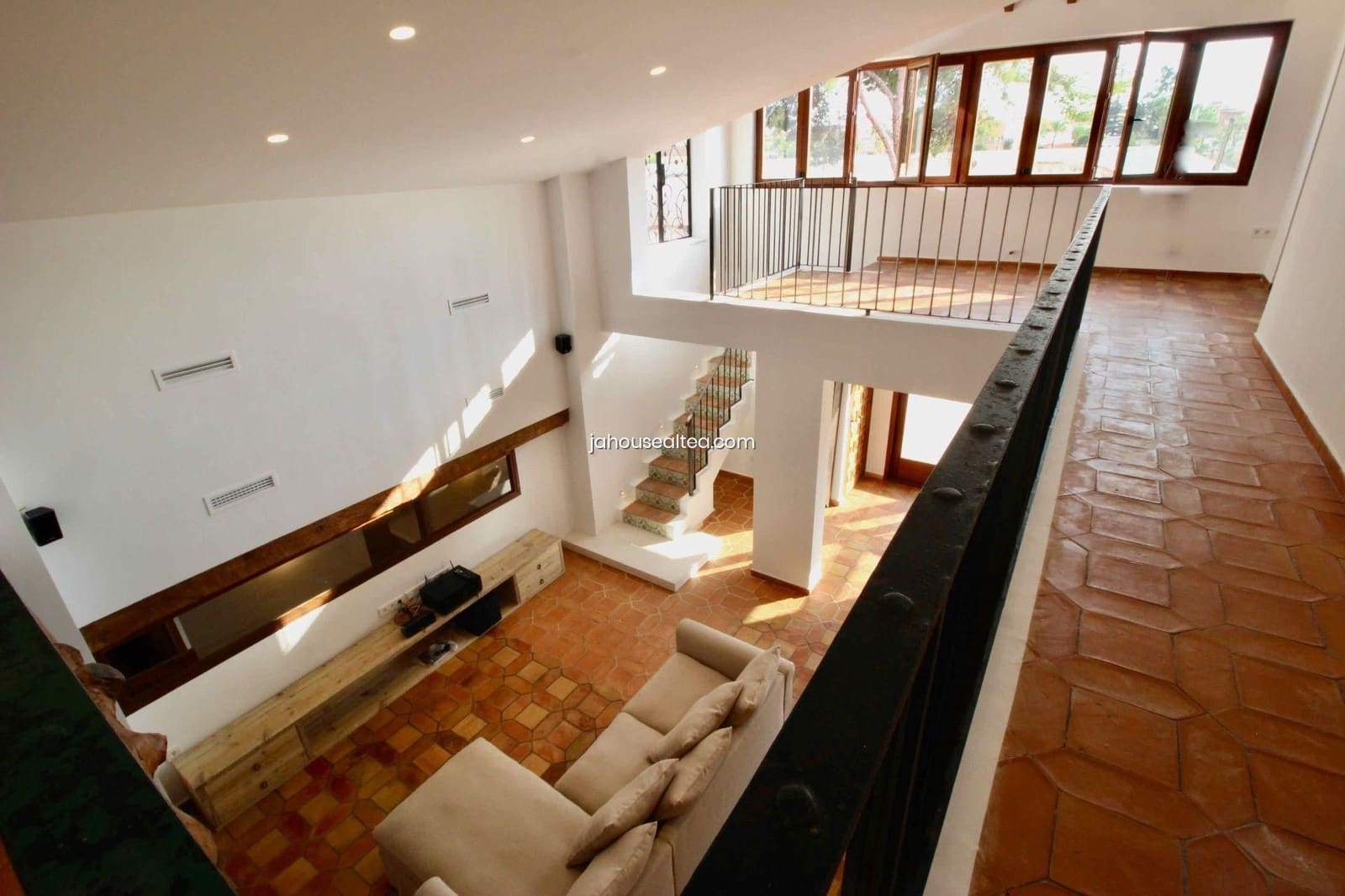 4 soveværelse Villa til salg i Alfaz del Pi / L'Alfas del Pi med swimmingpool garage - € 1.325.000 (Ref: 8907115)