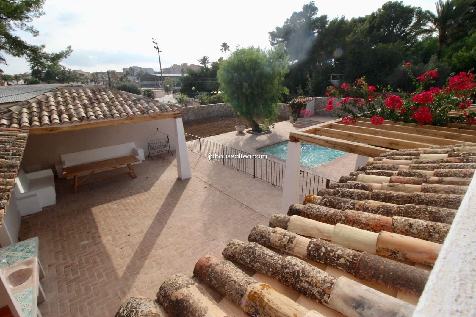 4 soveværelse Villa til salg i Alfaz del Pi / L'Alfas del Pi med swimmingpool garage - € 1.325.000 (Ref: 8907115)