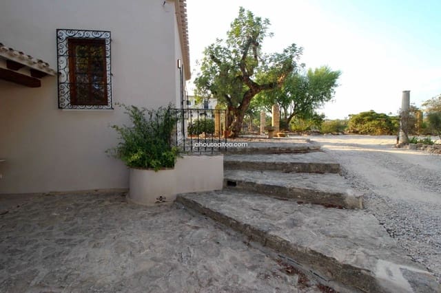 4 bedroom Villa for sale in Pueblo - Urbanizaciones, Alfaz del Pi / L'Alfàs del Pi with pool garage - € 1,325,000 (Ref: 8907115)