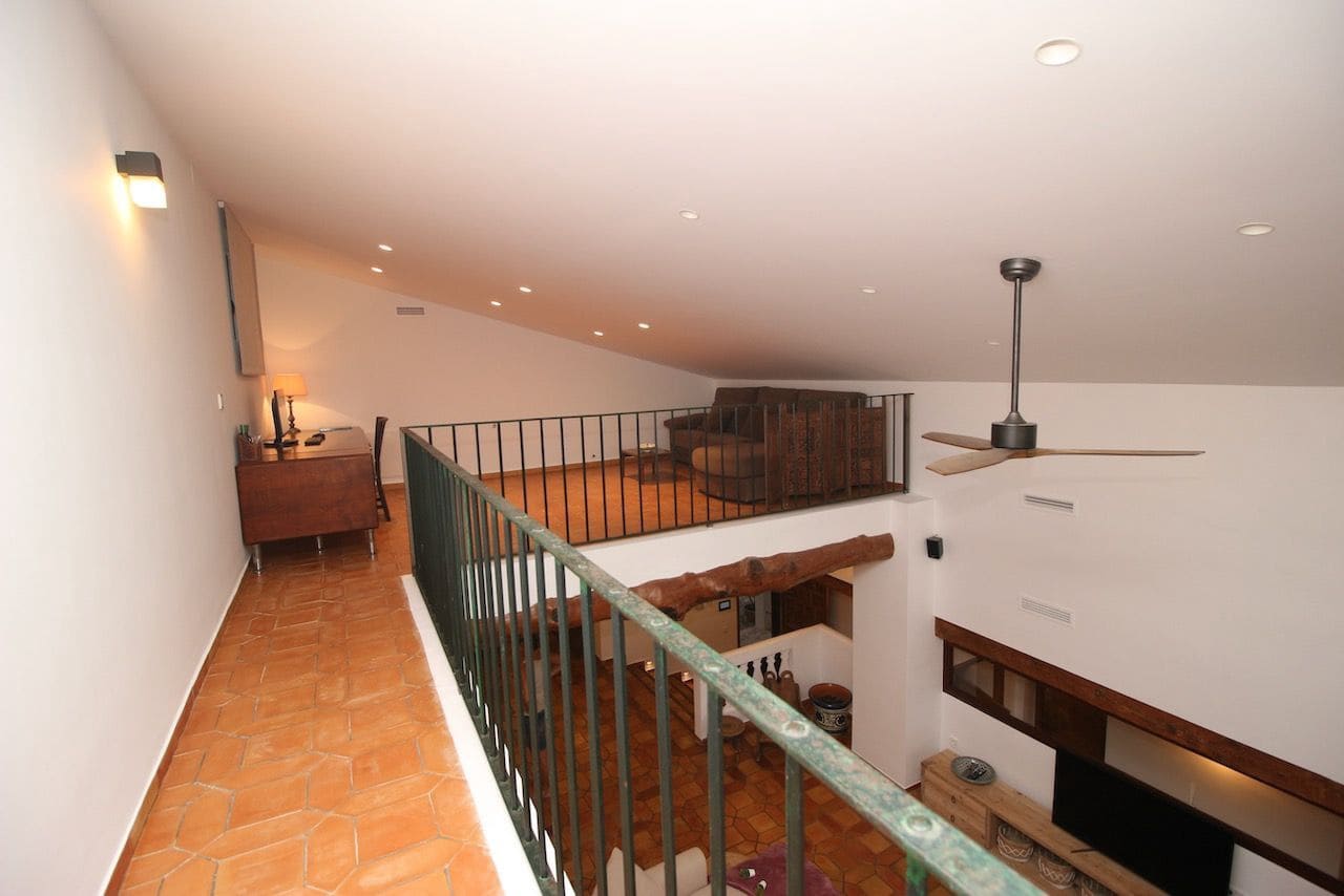 4 soveværelse Villa til salg i Alfaz del Pi / L'Alfas del Pi med swimmingpool garage - € 1.325.000 (Ref: 8907115)