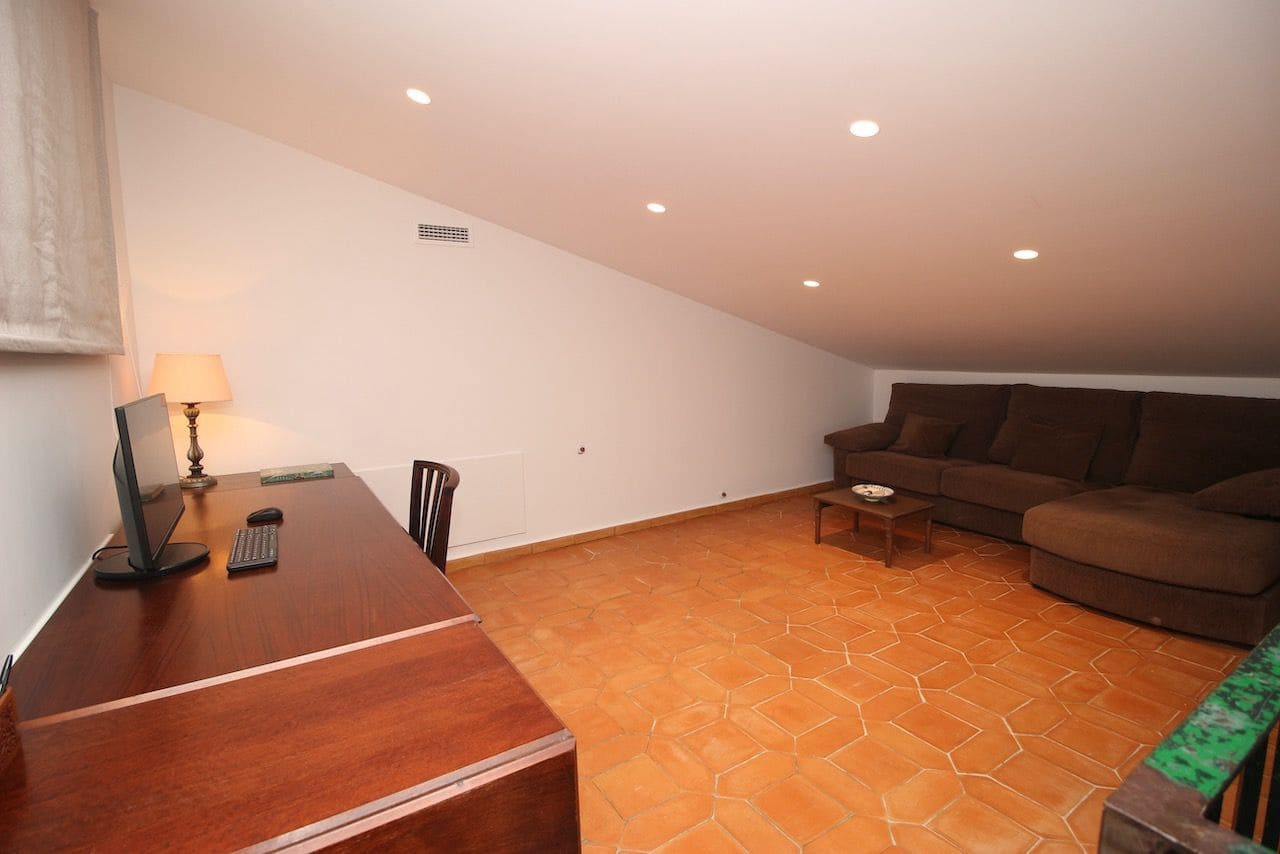 4 soveværelse Villa til salg i Alfaz del Pi / L'Alfas del Pi med swimmingpool garage - € 1.325.000 (Ref: 8907115)