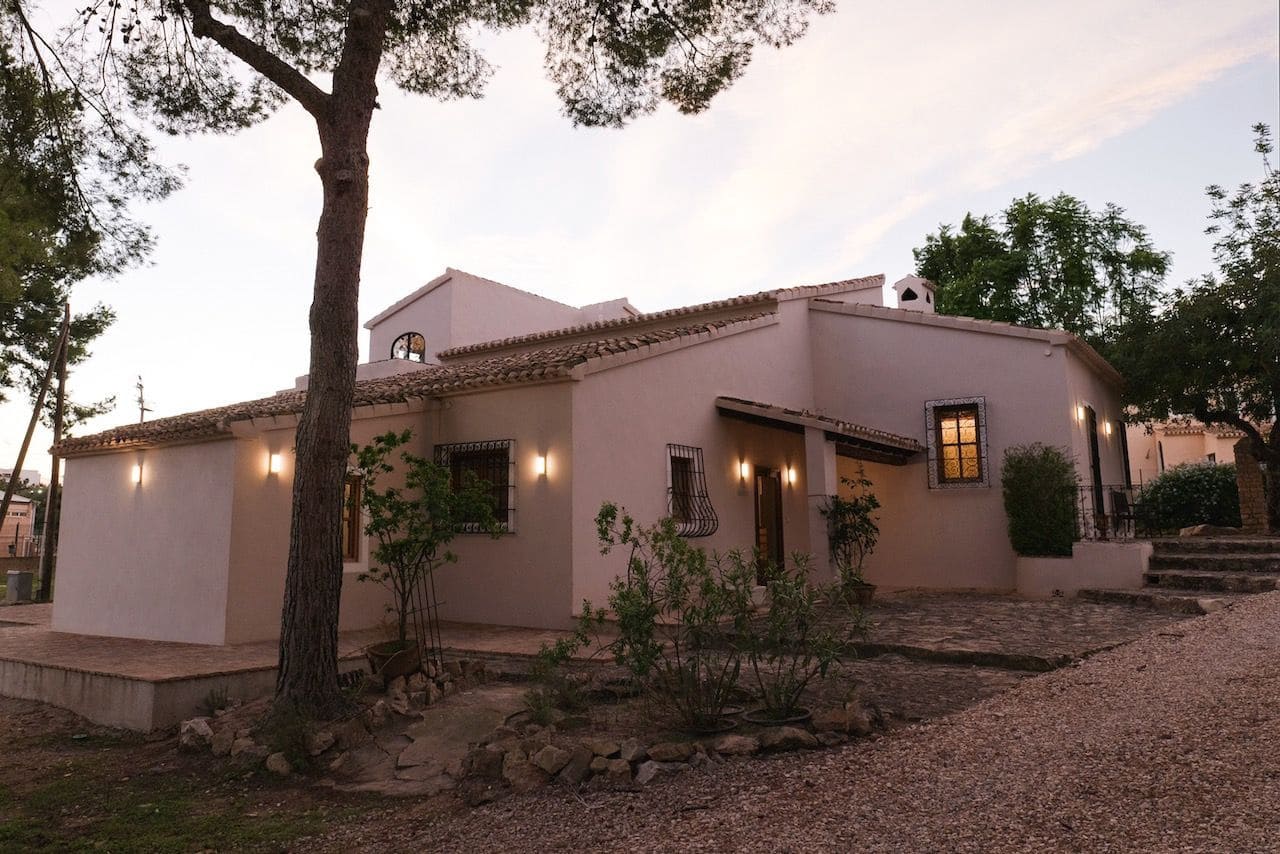 4 soveværelse Villa til salg i Alfaz del Pi / L'Alfas del Pi med swimmingpool garage - € 1.325.000 (Ref: 8907115)