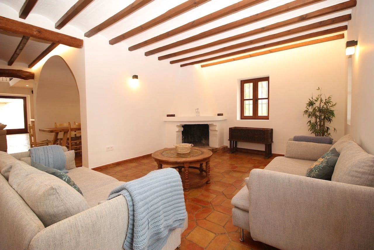 4 makuuhuone Huvila myytävänä paikassa Alfaz del Pi / L'Alfas del Pi mukana uima-altaan 
autotalli - 1 150 000 € (Ref: 8907115)