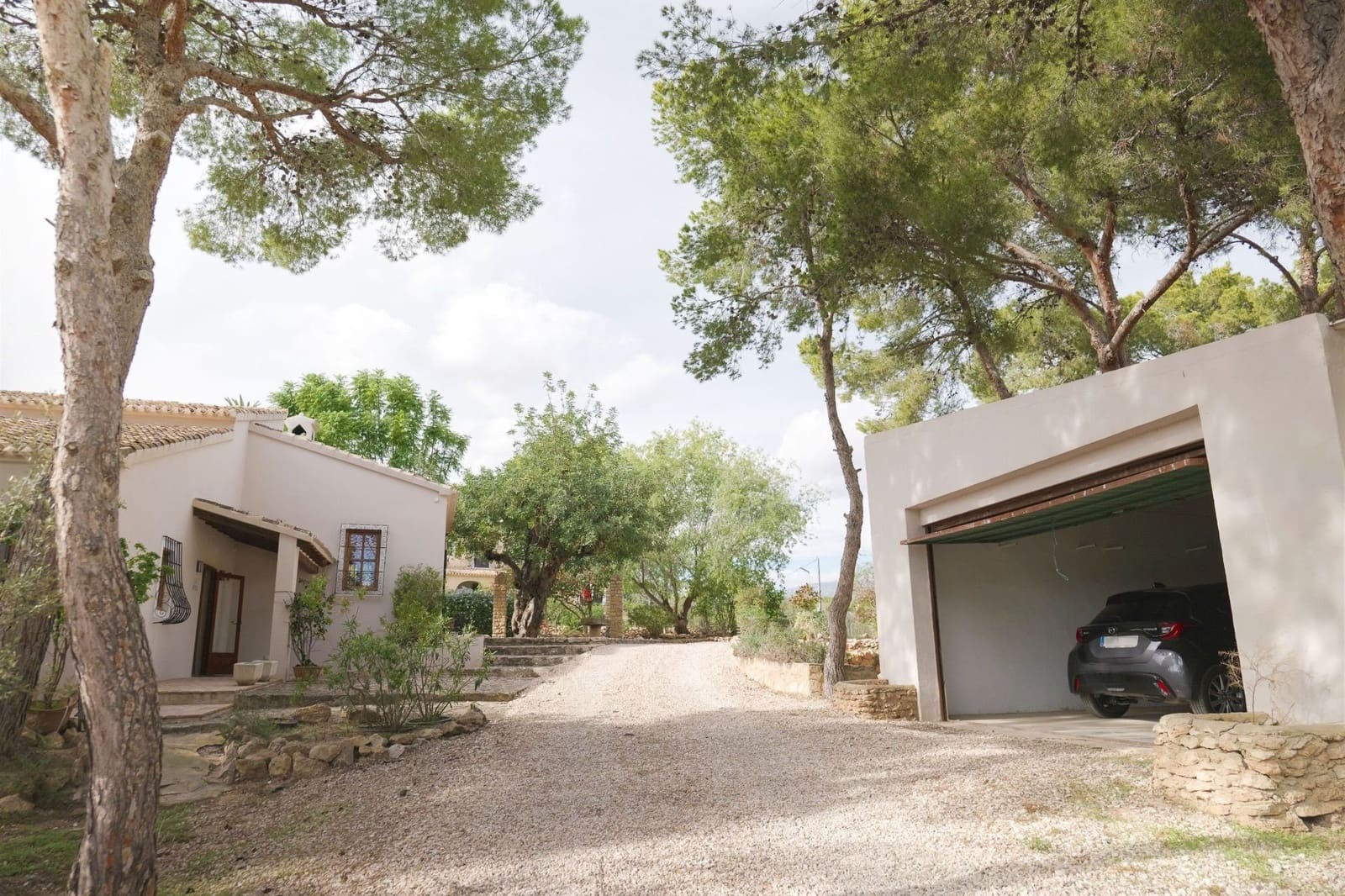 4 makuuhuone Huvila myytävänä paikassa Alfaz del Pi / L'Alfas del Pi mukana uima-altaan 
autotalli - 1 150 000 € (Ref: 8907115)