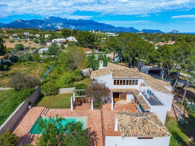 3 sypialnia Willa na sprzedaż w Pueblo - Urbanizaciones, Alfaz del Pi / L'Alfàs del Pi z basenem garażem - 1 150 000 € (Ref: 8907115)