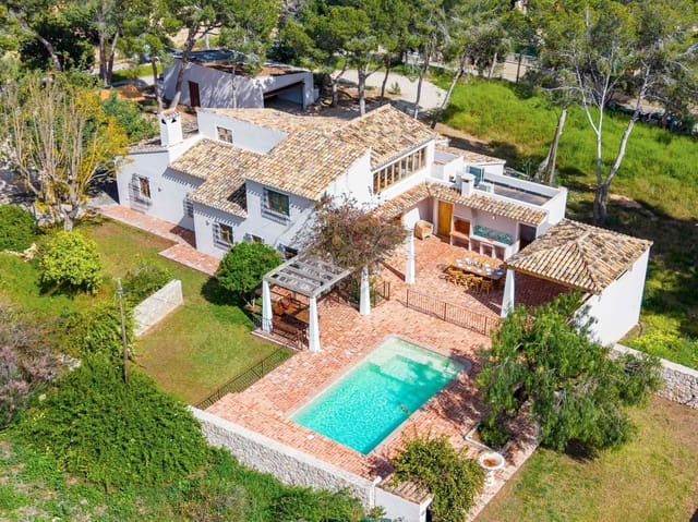 3 sypialnia Willa na sprzedaż w Pueblo - Urbanizaciones, Alfaz del Pi / L'Alfàs del Pi z basenem garażem - 1 150 000 € (Ref: 8907115)