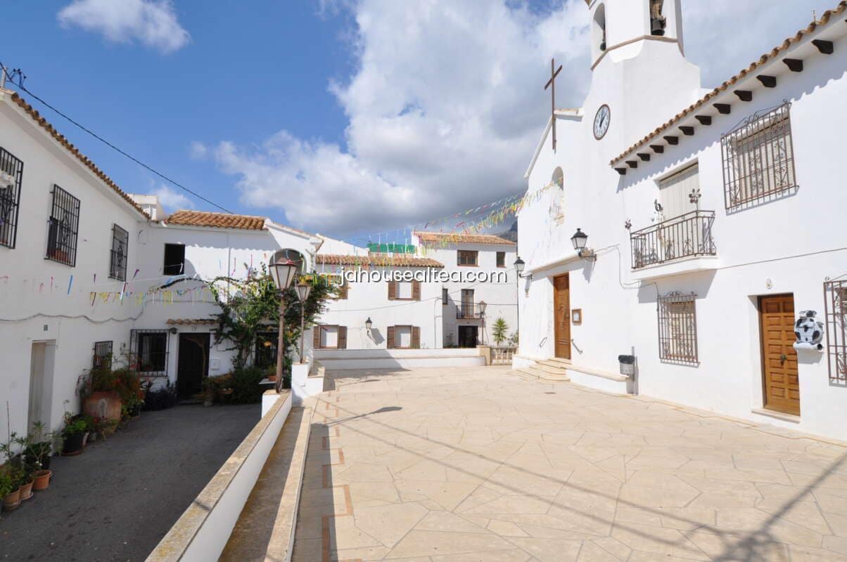 Terreno Não Urbanizado para venda em Altea - 120 000 € (Ref: 8934889)