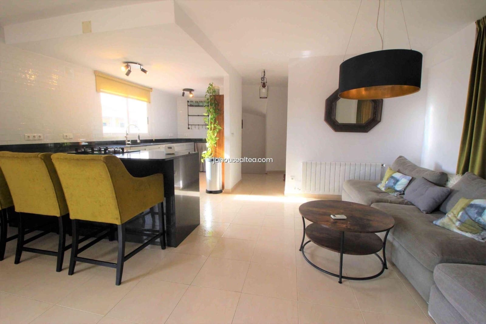 3 soveværelse Semi-Rækkehus til salg i Altea med garage - € 470.000 (Ref: 8942676)