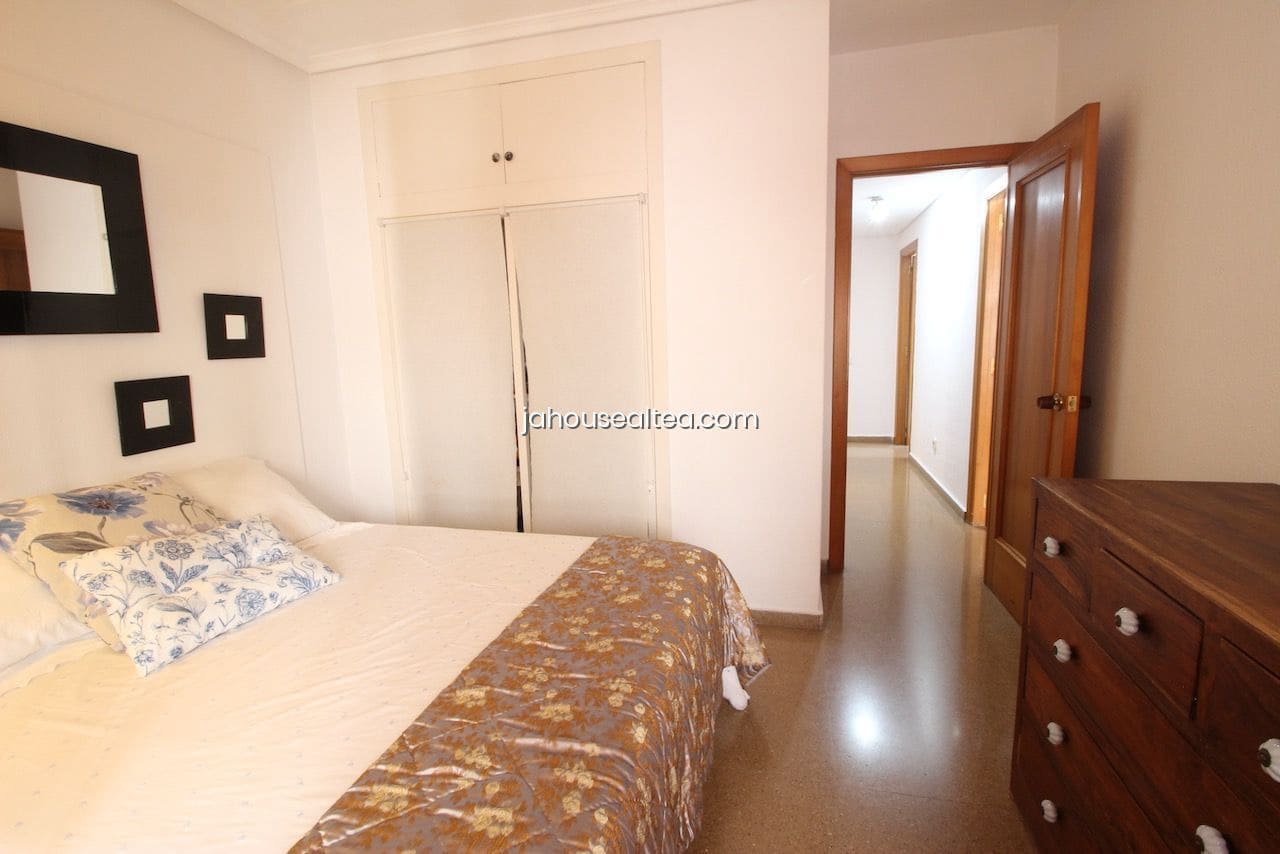 3 bedroom Apartment for sale in Altea with garage - € 390,000 (Ref: 9382333)
