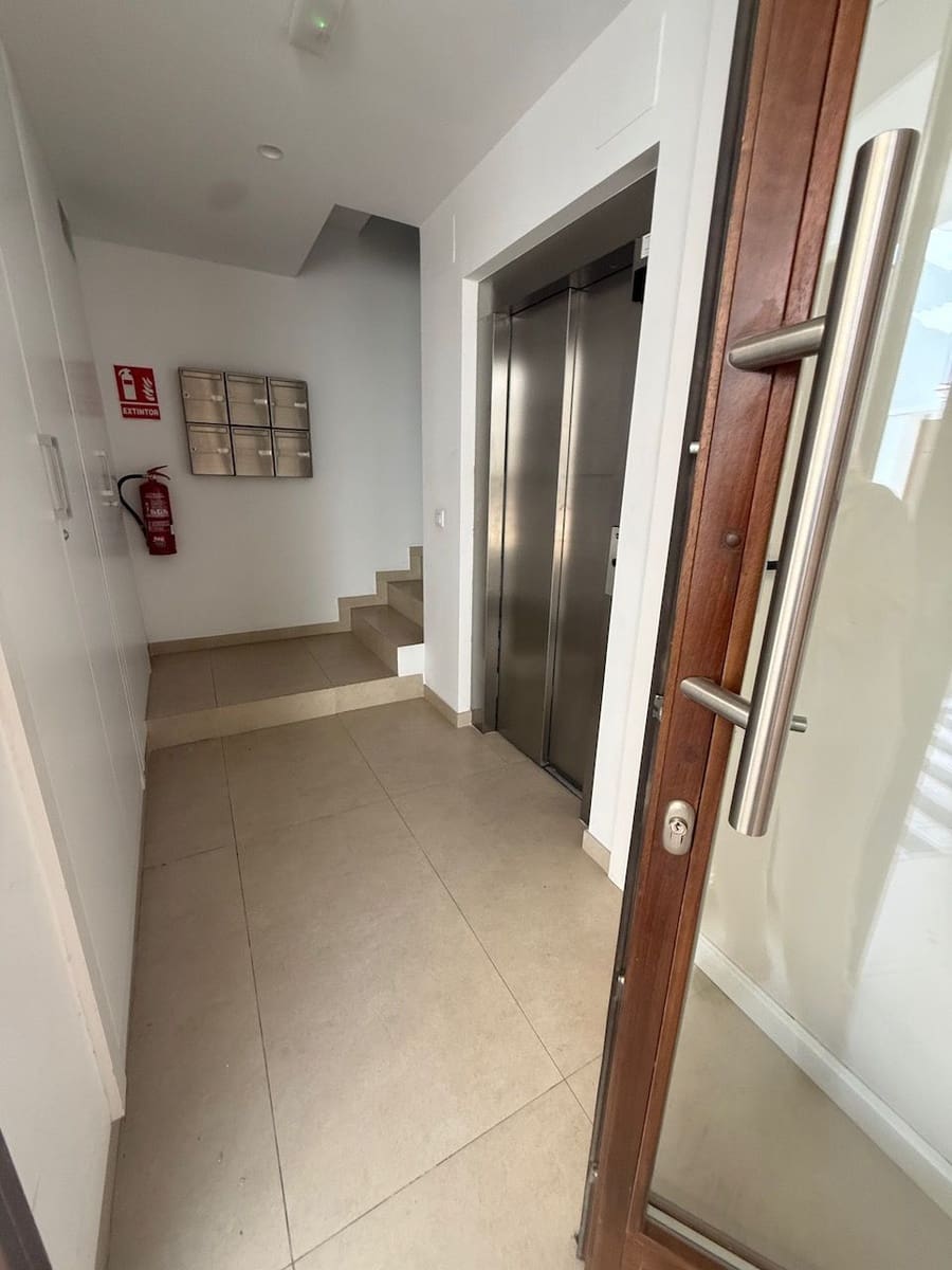 1 slaapkamer Appartement te koop in Altea met garage - € 425.000 (Ref: 9618928)
