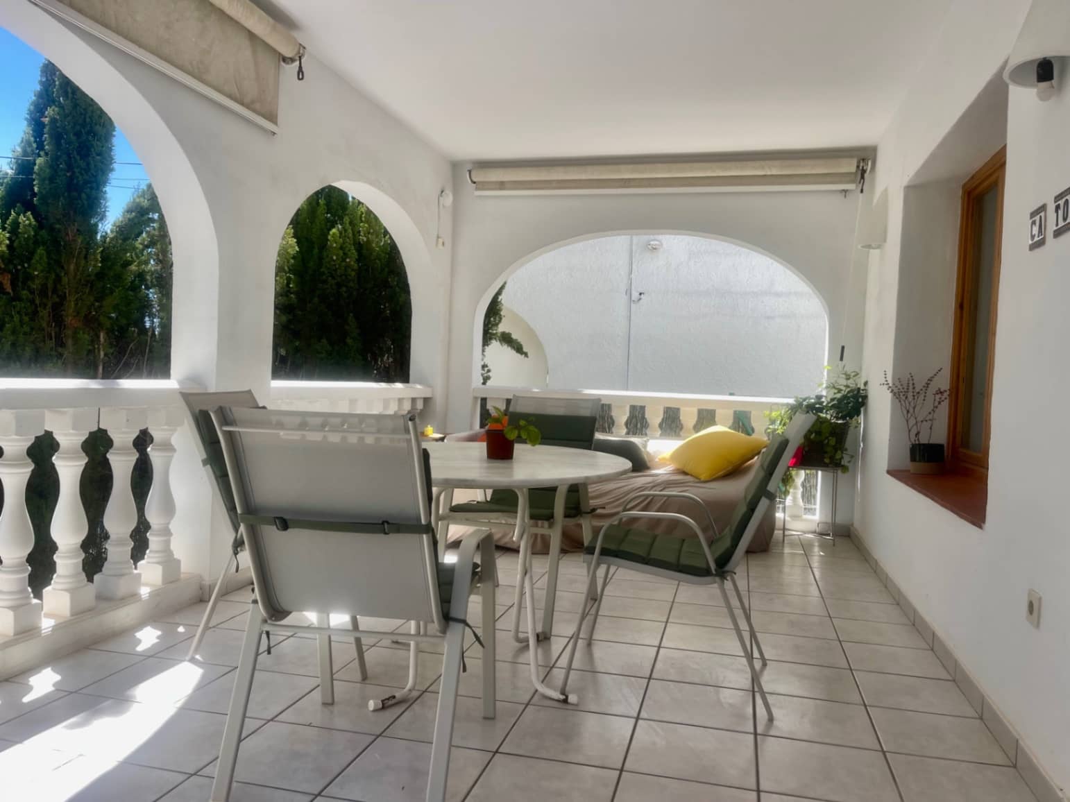 2 soverom Villa til leie i Moraira med svømmebasseng garasje - € 1 400 (Ref: 10044197)