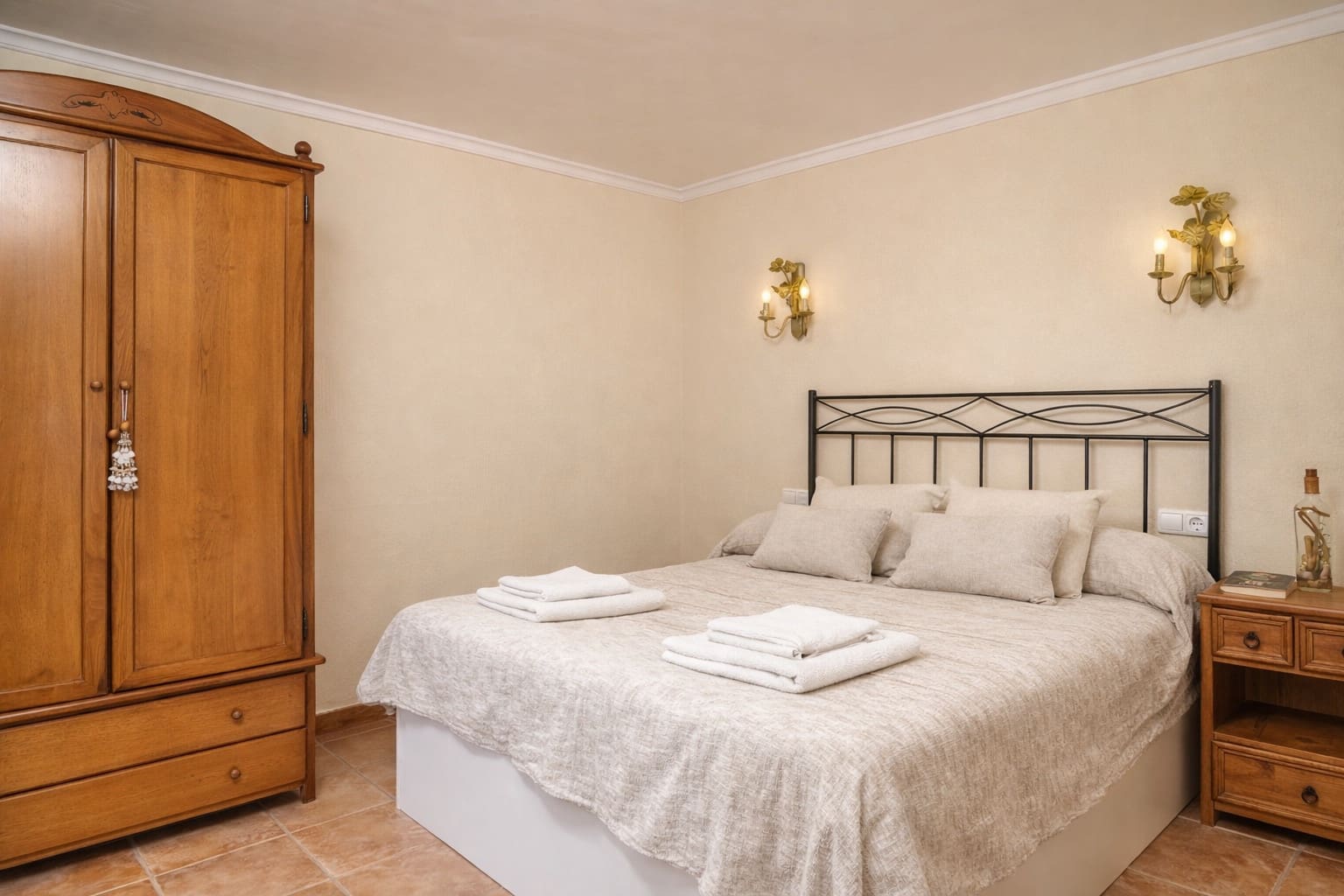 1 bedroom Bungalow for rent in Moraira with pool garage - € 1,200 (Ref: 8783148)