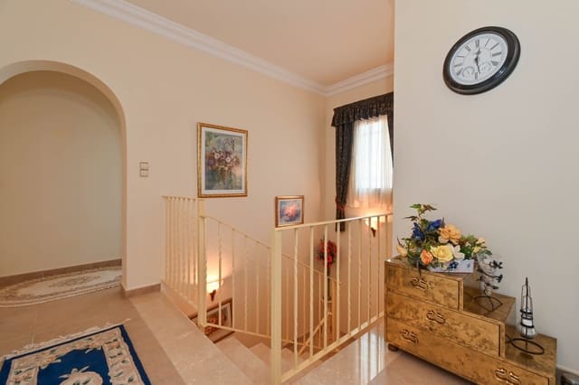 Chalet de 5 habitaciones en Moraira, Teulada-Moraira en venta con piscina garaje - 1.450.000 € (Ref: 8783151)