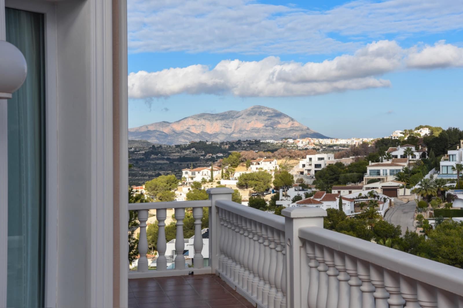 Chalet de 5 habitaciones en Moraira en venta con piscina garaje - 1.450.000 € (Ref: 8783151)