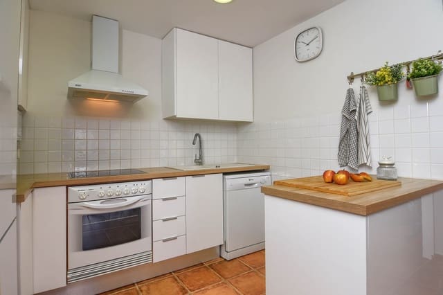 Appartement de 2 chambres à louer à Moraira, Teulada-Moraira avec piscine garage - 1 000 € (Ref: 8783153)