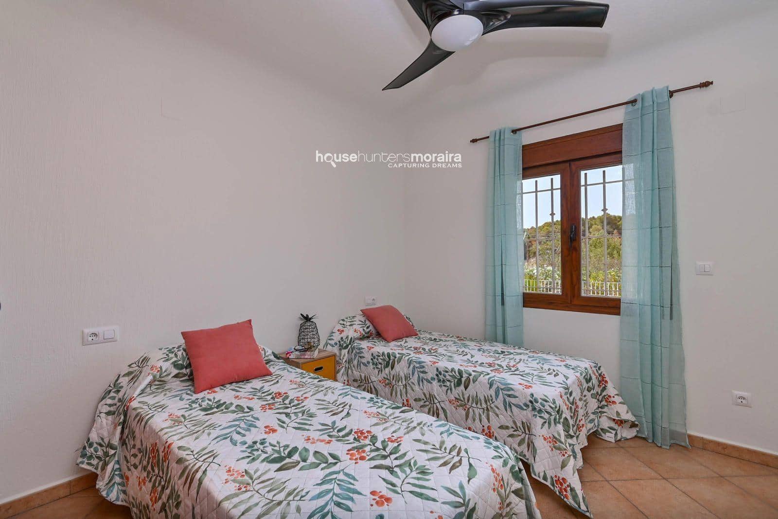 3 soveværelse Villa til leje i Moraira med swimmingpool garage - € 2.500 (Ref: 8783154)