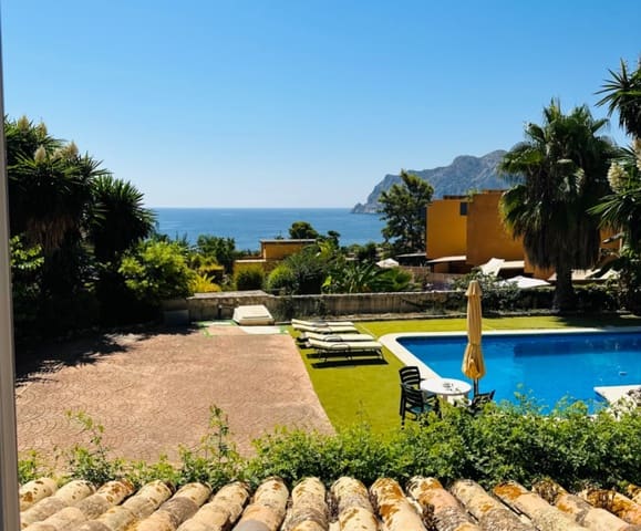 Chalet de 4 habitaciones en Calpe / Calp en venta con piscina garaje - 795.000 € (Ref: 8783155)