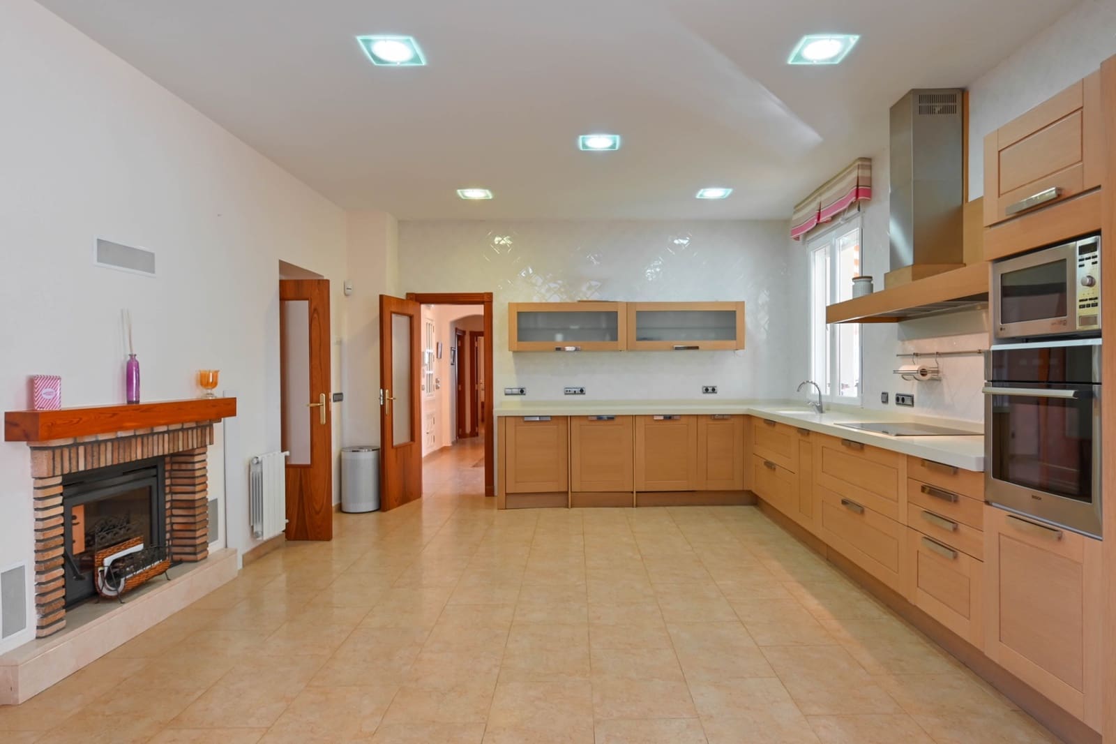 Chalet de 6 habitaciones en Alzira en venta con piscina garaje - 1.100.000 € (Ref: 8803274)