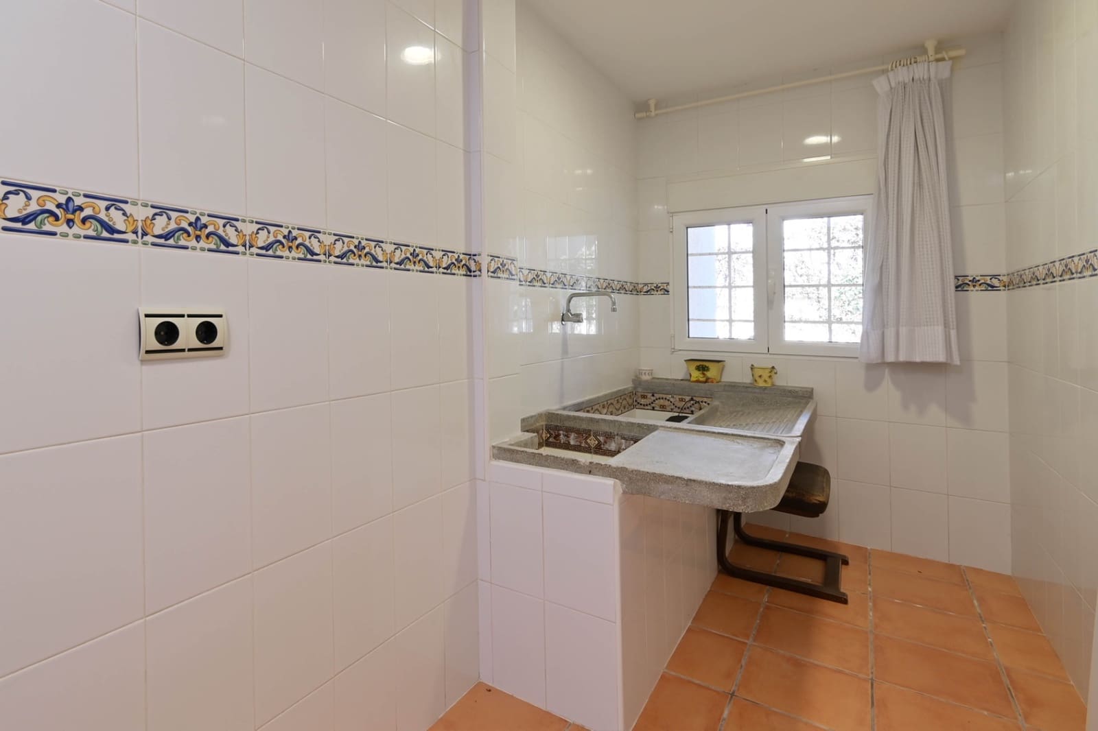 Chalet de 6 habitaciones en Alzira en venta con piscina garaje - 1.100.000 € (Ref: 8803274)