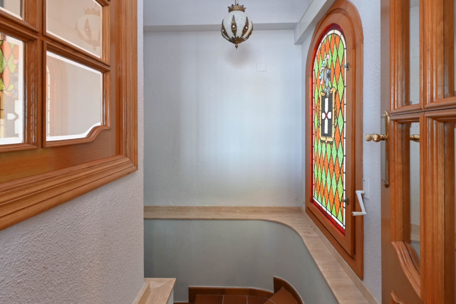 6 bedroom Villa for sale in Alzira with pool garage - € 650,000 (Ref: 8806738)