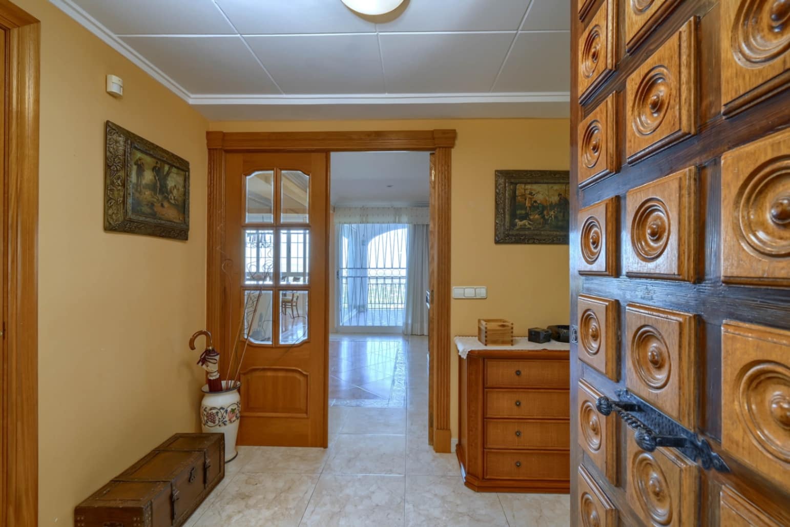 6 bedroom Villa for sale in Alzira with pool garage - € 650,000 (Ref: 8806738)