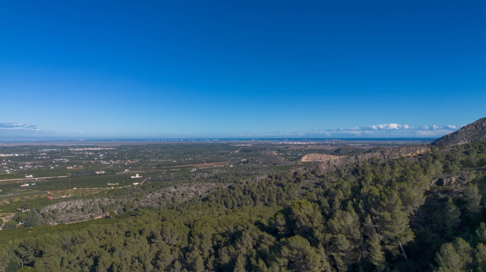 6 bedroom Villa for sale in Alzira with pool garage - € 650,000 (Ref: 8806738)