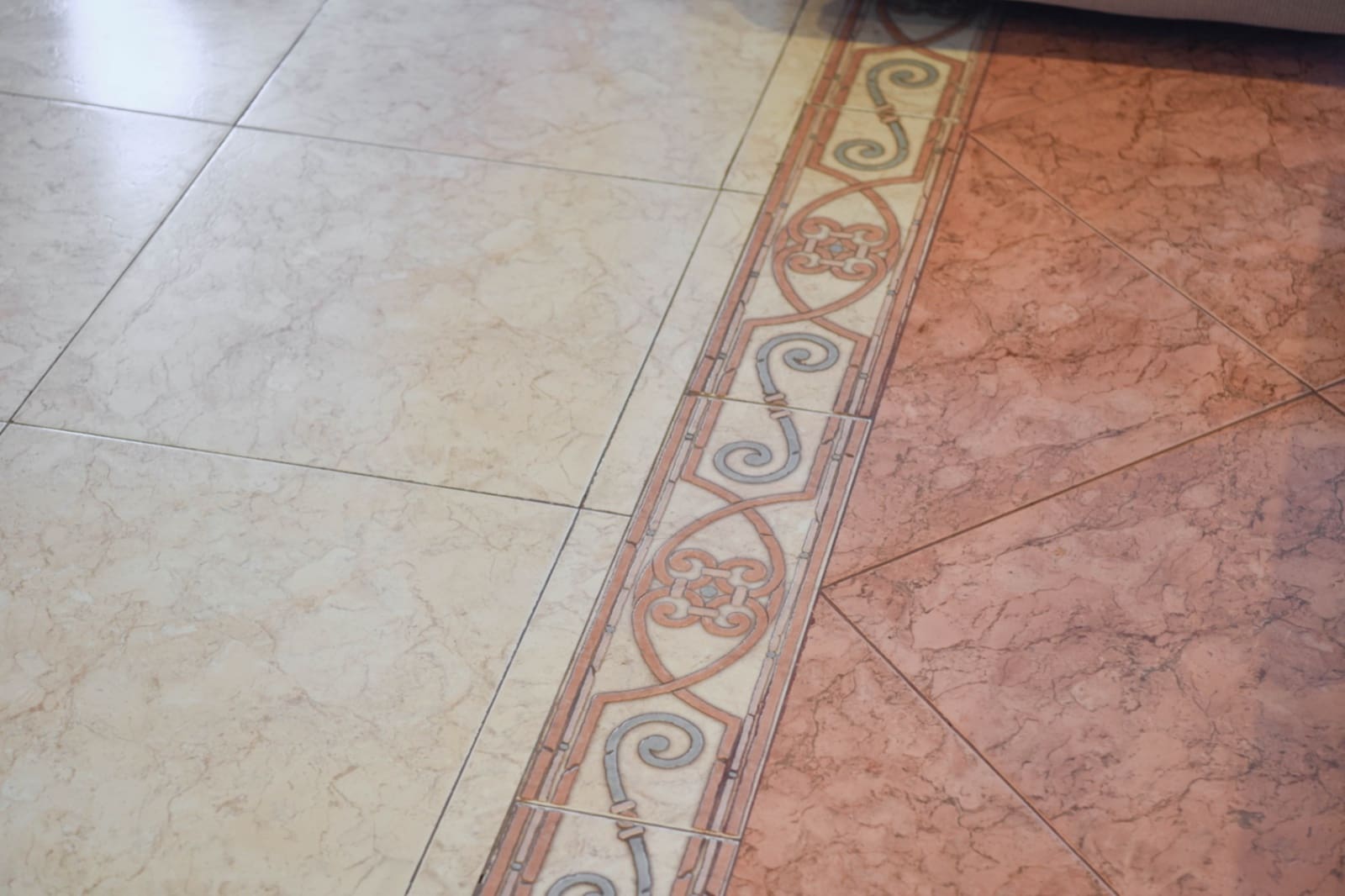 6 bedroom Villa for sale in Alzira with pool garage - € 650,000 (Ref: 8806738)