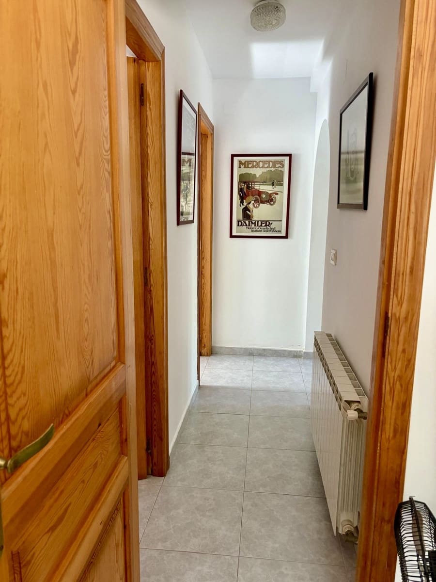 3 soveværelse Lejlighed til leje i Moraira - € 1.000 (Ref: 9190501)