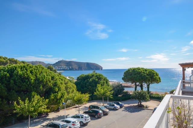 Appartement à louer à Moraira, Teulada-Moraira - 2 000 € (Ref: 9258114)