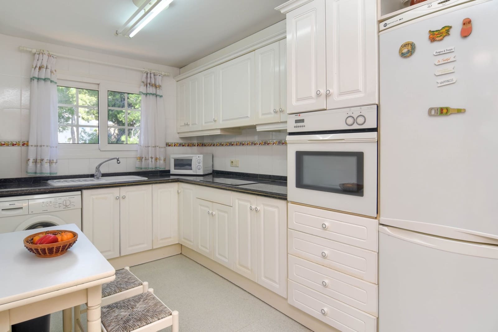 Leilighet til leie i Moraira - € 2 000 (Ref: 9258114)