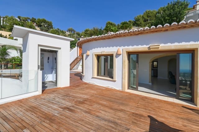 7 soveværelse Villa til salg i Moraira, Teulada-Moraira med garage - € 1.925.000 (Ref: 9293290)
