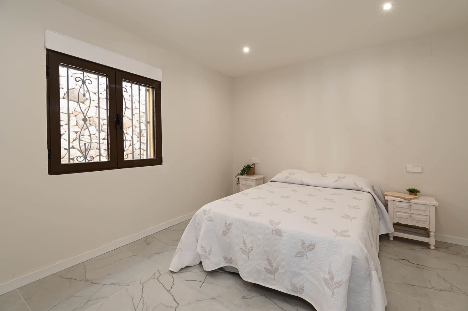 7 bedroom Villa for sale in Moraira with garage - € 1,925,000 (Ref: 9293290)