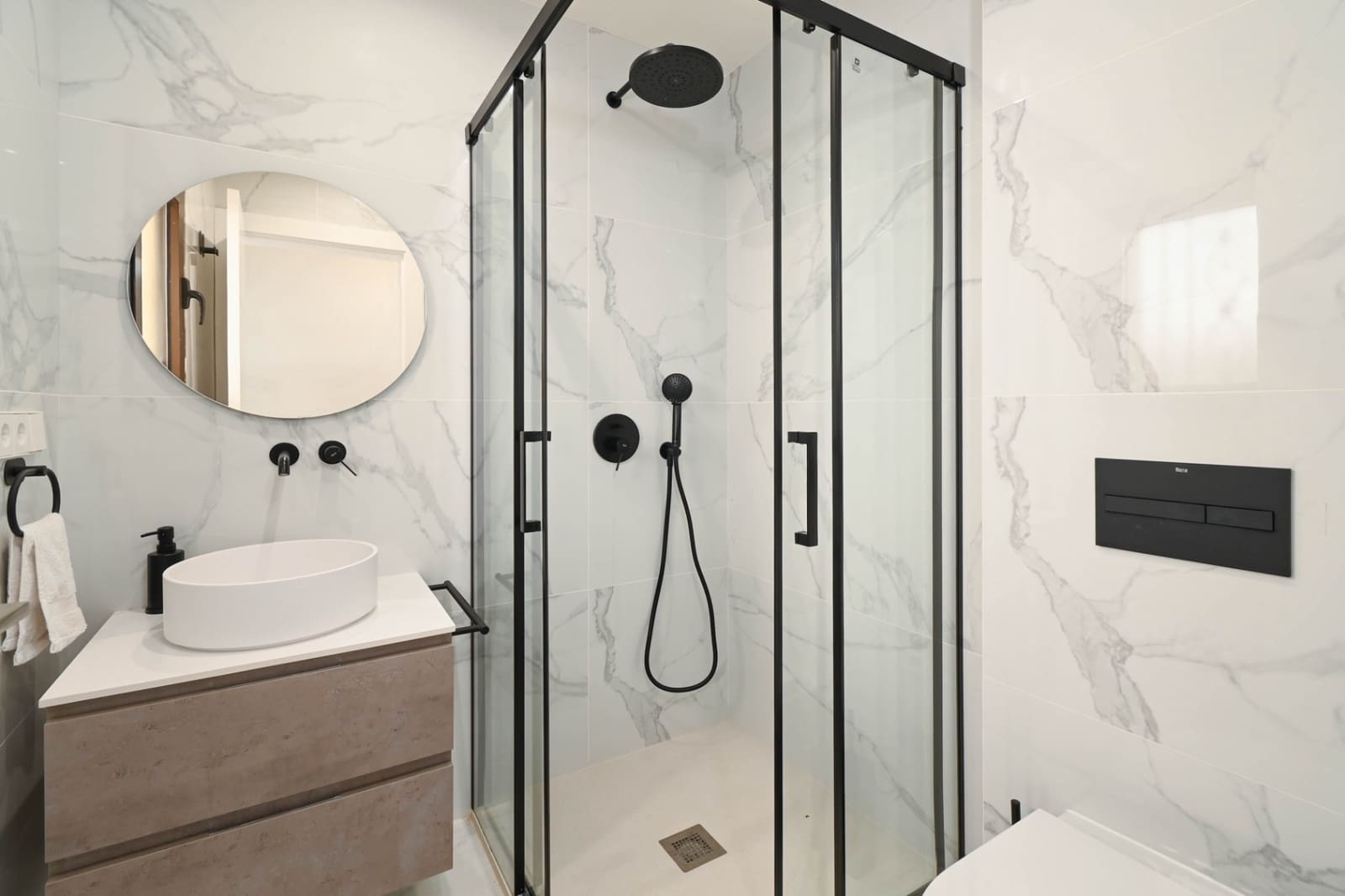 7 bedroom Villa for sale in Moraira with garage - € 1,925,000 (Ref: 9293290)