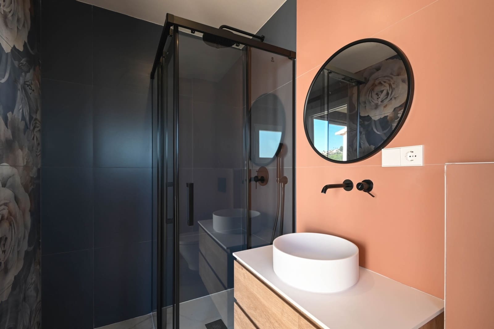 7 bedroom Villa for sale in Moraira with garage - € 1,925,000 (Ref: 9293290)