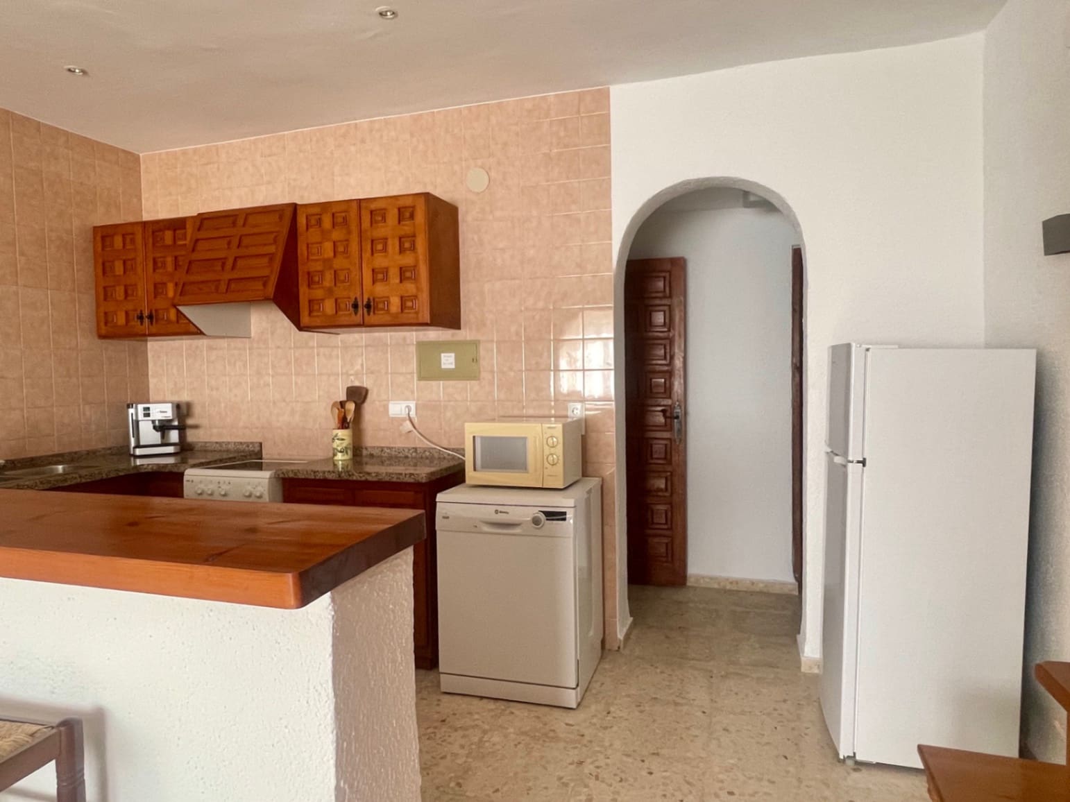 2 bedroom Apartment for rent in Moraira with pool garage - € 1,000 (Ref: 9328544)