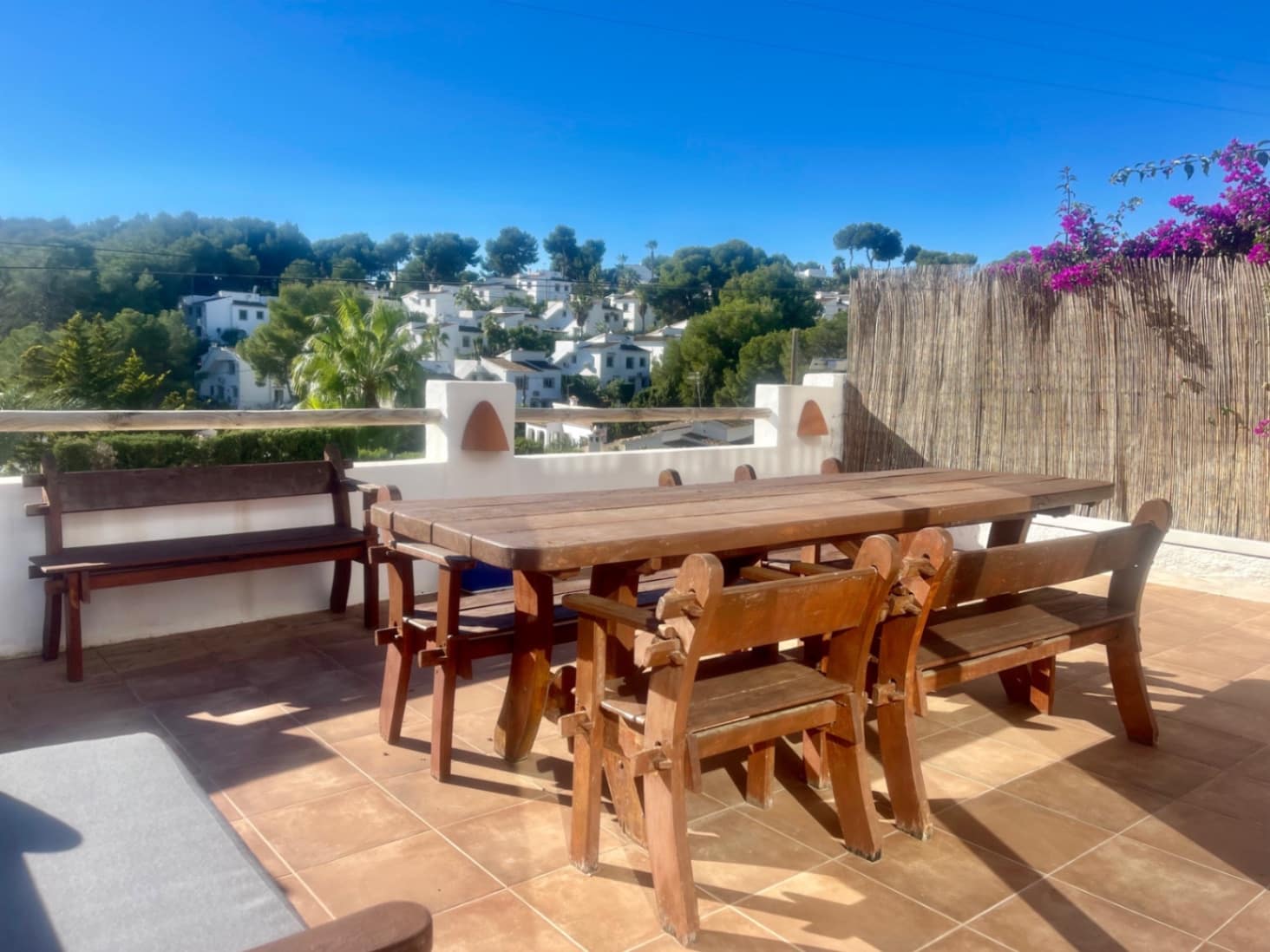 Dom blizniak do wynajęcia w Moraira - 1 800 € (Ref: 9427563)