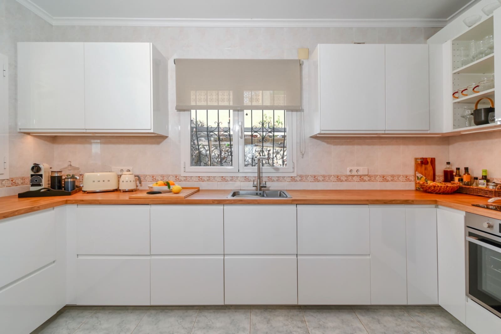 Chalet de 2 habitaciones en Benitachell / Benitatxell en venta con piscina garaje - 650.000 € (Ref: 9599903)