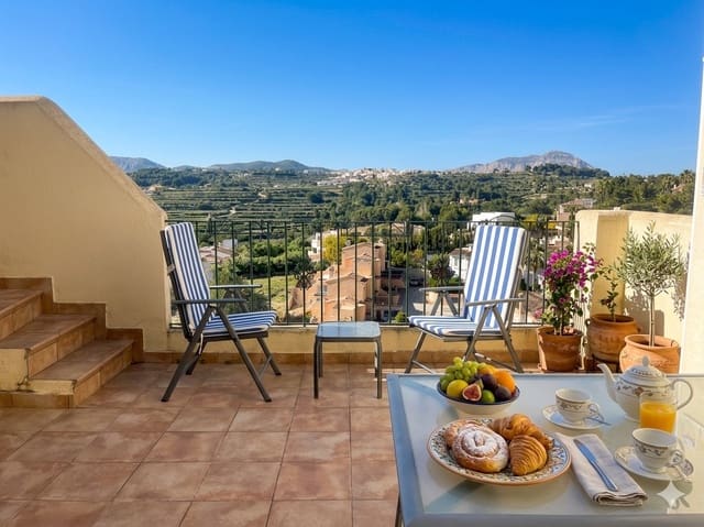 3 Zimmer Reihenhaus zu verkaufen in Benitachell / Benitatxell mit Pool Garage - 375.000 € (Ref: 9778875)