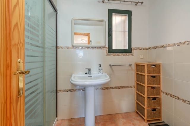 3 sypialnia Dom szeregowy na sprzedaż w Benitachell / Benitatxell z basenem garażem - 350 000 € (Ref: 9778875)