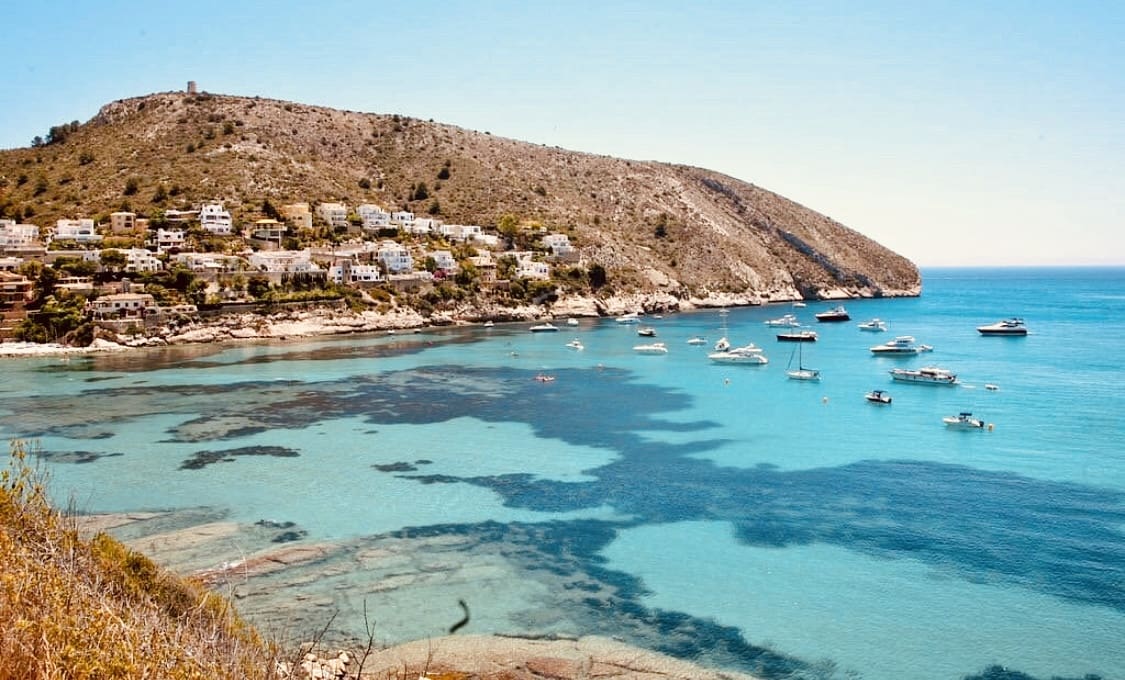 2 bedroom Apartment for sale in Moraira with pool - € 320,000 (Ref: 9814718)