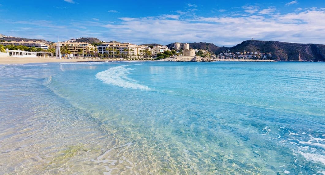 2 bedroom Apartment for sale in Moraira with pool - € 320,000 (Ref: 9814718)