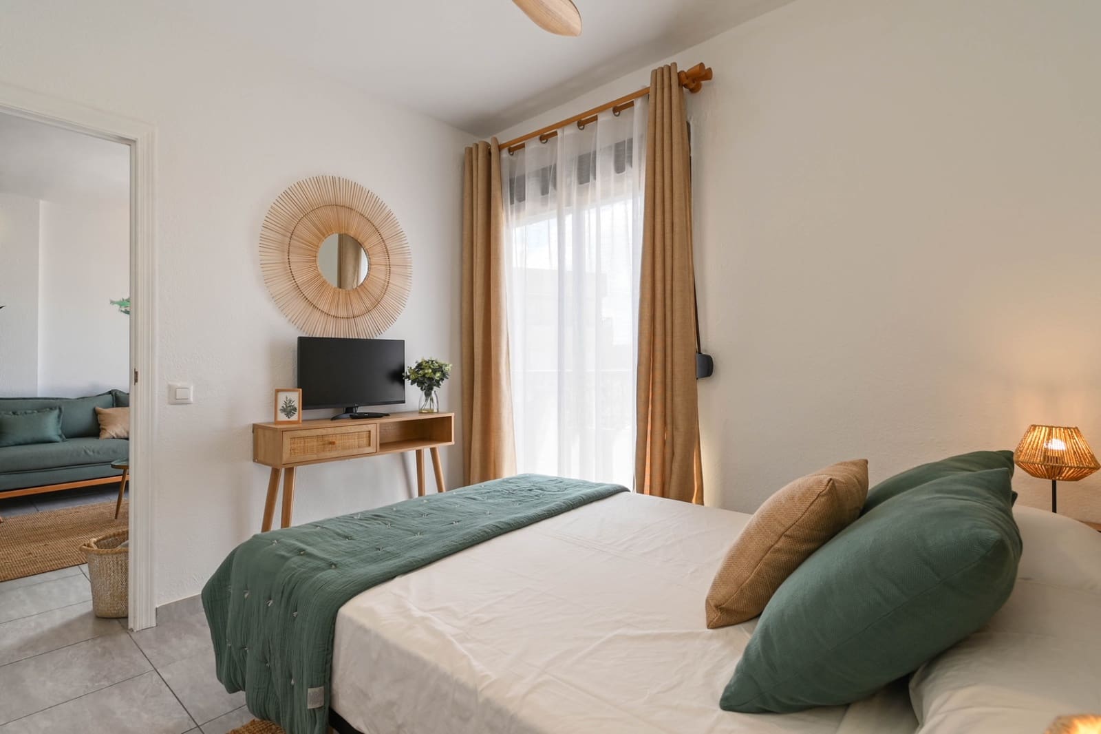 2 bedroom Apartment for sale in Moraira with pool - € 320,000 (Ref: 9814718)