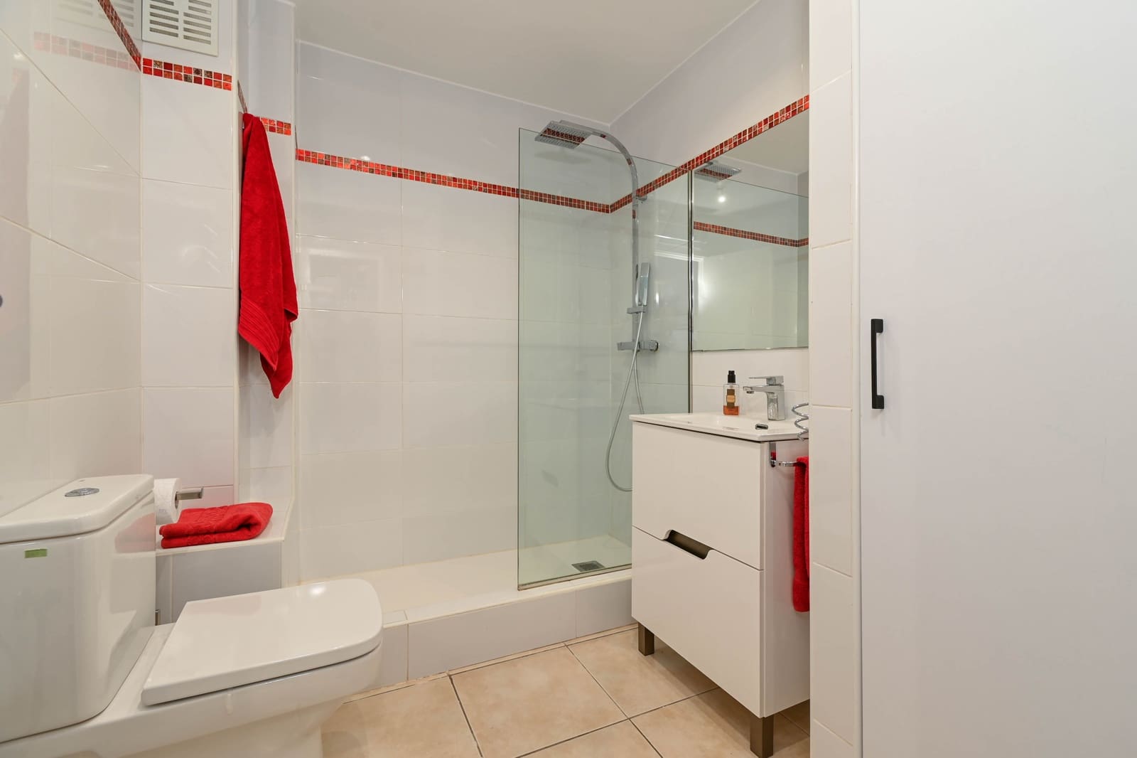 2 bedroom Apartment for sale in Moraira with pool - € 320,000 (Ref: 9814718)