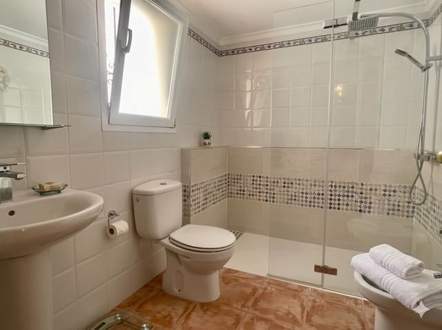 2 soveværelse Lejlighed til salg i Benitachell / Benitatxell med swimmingpool garage - € 285.000 (Ref: 9849755)