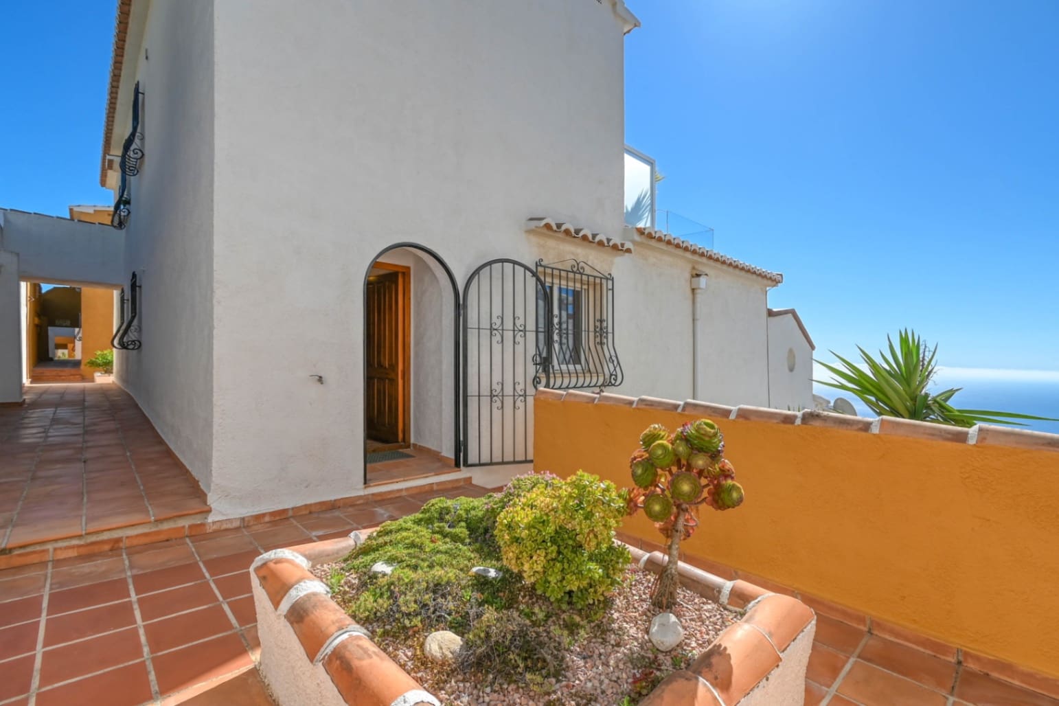 2 bedroom Apartment for sale in Benitachell / Benitatxell with pool garage - € 285,000 (Ref: 9849755)