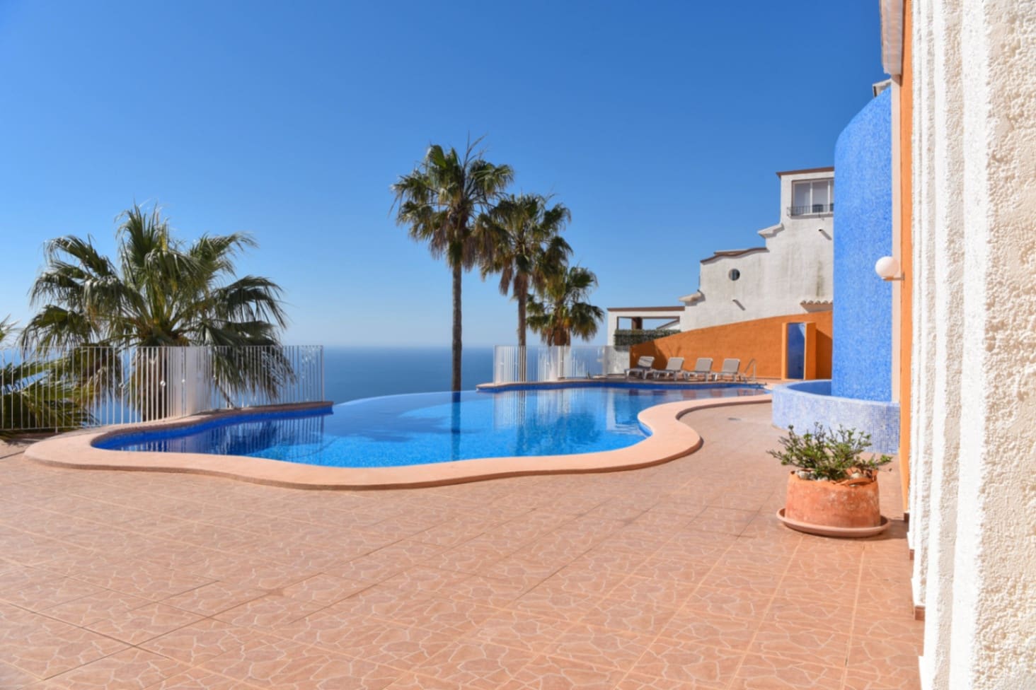 2 bedroom Apartment for sale in Benitachell / Benitatxell with pool garage - € 285,000 (Ref: 9849755)