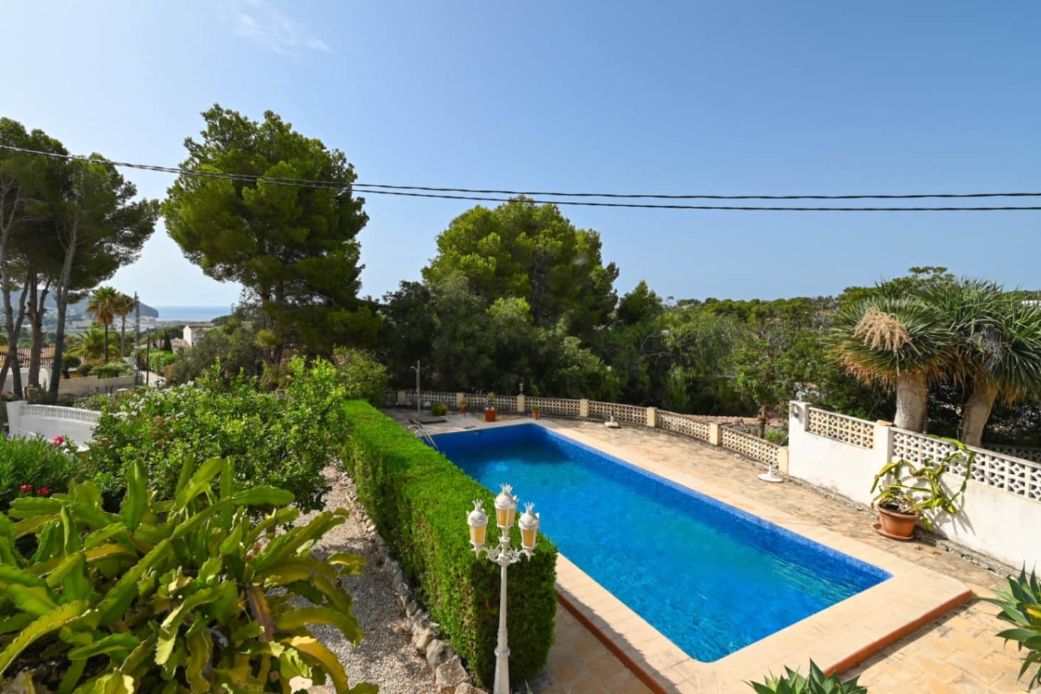 3 soverom Villa til salgs i Moraira med svømmebasseng garasje - € 595 000 (Ref: 9972243)