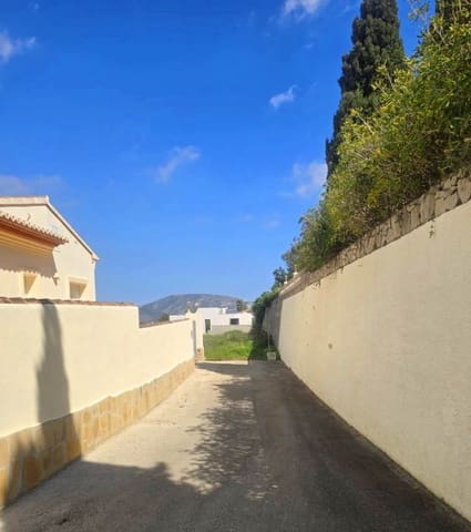 Byggegrund til salg i Moraira, Teulada-Moraira - € 325.000 (Ref: 9972244)