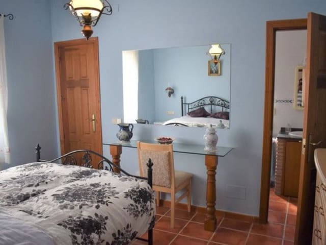 4 soveværelse Finca/Landehus til salg i El Burgo med garage - € 450.000 (Ref: 6311569)