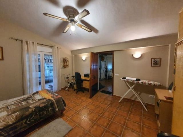 4 quarto Restaurante/Bar para venda em Yunquera - 1 100 000 € (Ref: 6669864)